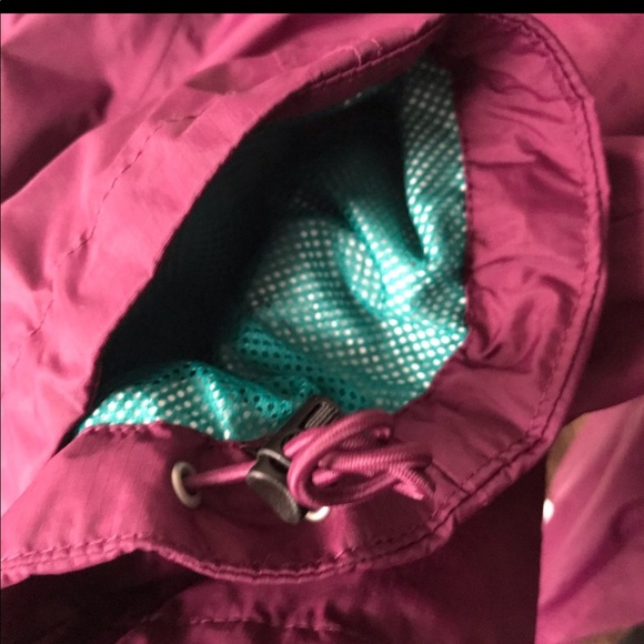 Small grape purple North Face Rain Jacket. - Picture 8 of 8